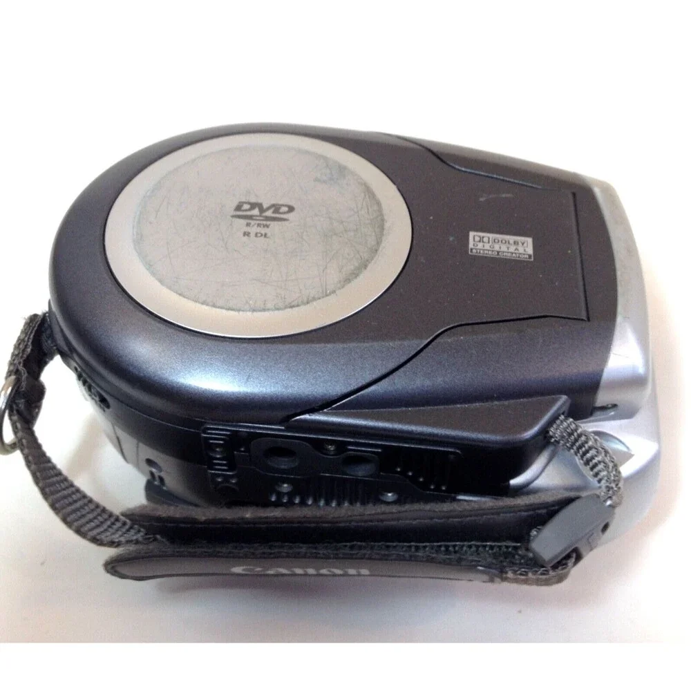 Canon DC220 Mini DVD Camcorder 35X Optical Zoom For Parts or Repair
